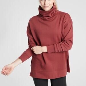 Athleta Funnel Neck Sweatshirt Top Maple Red Medium Sweats Side Slits Maroon